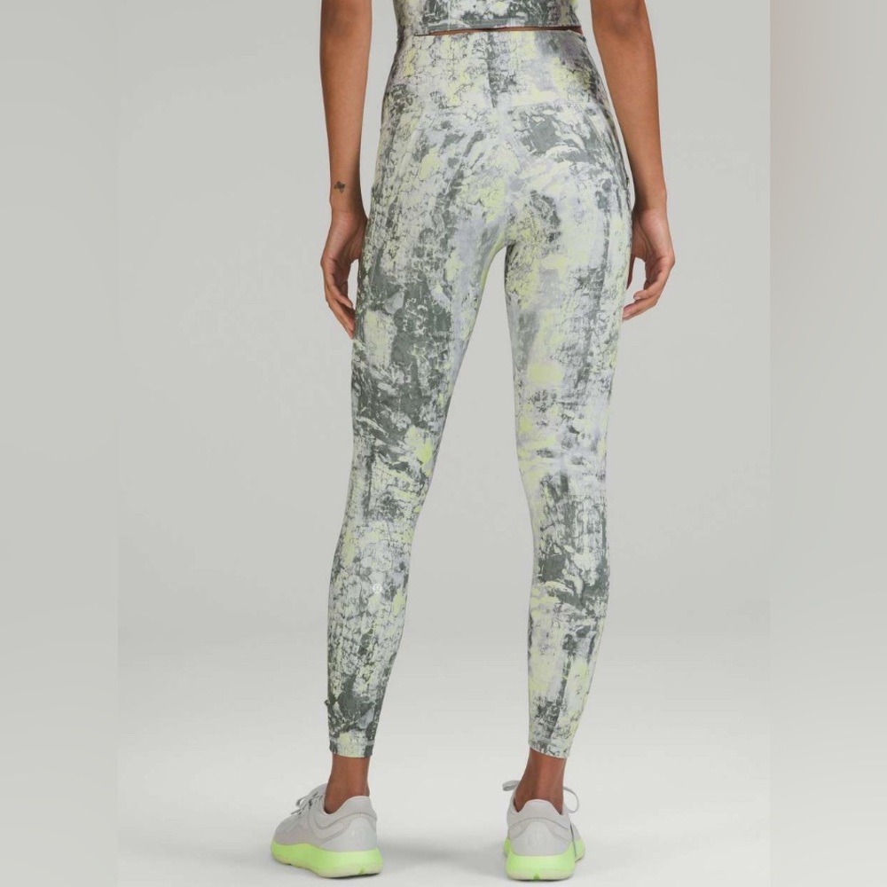 Lululemon Wunder Train High-Rise Tight Legging with Pockets 25" Size 4